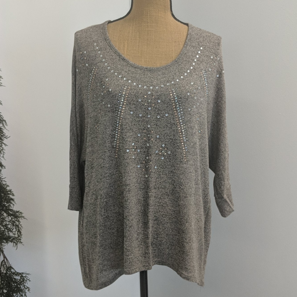 Vanity 3/4 sleeve sweater